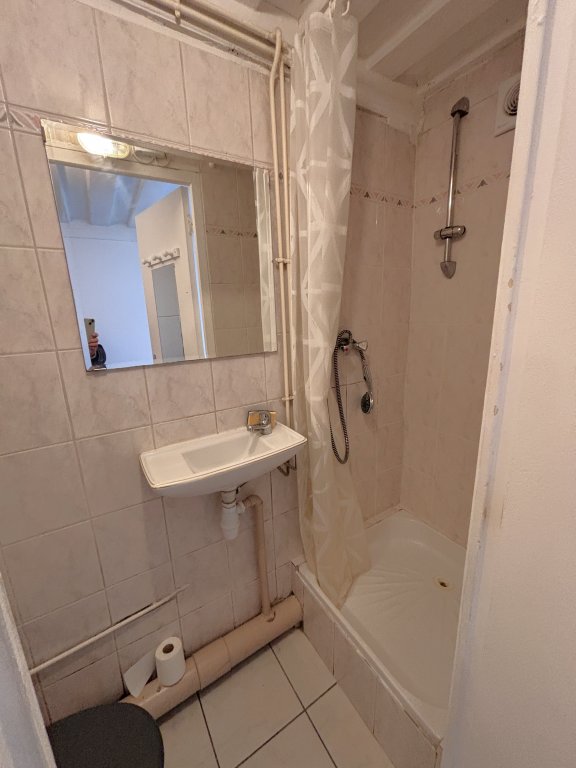 APPARTEMENT T2 A LOUER - LYON 3EME ARRONDISSEMENT - 26.15 m2 - 615 &euro; charges comprises par mois