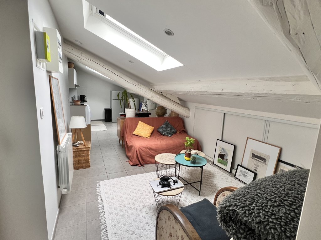 APPARTEMENT T2 A LOUER - LYON 3EME ARRONDISSEMENT - 21.44 m2 - 617 &euro; charges comprises par mois