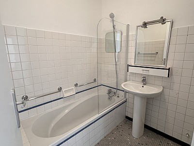 APPARTEMENT T2 A LOUER - LYON 3EME ARRONDISSEMENT - 48.93 m2 - 915 € charges comprises par mois