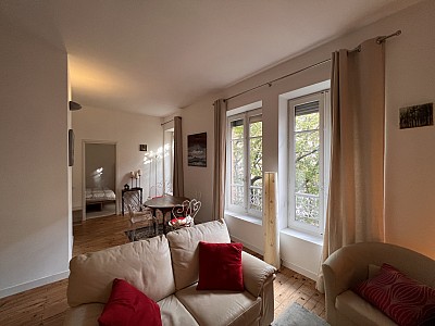 APPARTEMENT T2 A LOUER - LYON 4EME ARRONDISSEMENT - 50.73 m2 - 974 &euro; charges comprises par mois