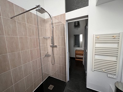 APPARTEMENT T2 A LOUER - LYON 4EME ARRONDISSEMENT - 50.73 m2 - 974 &euro; charges comprises par mois