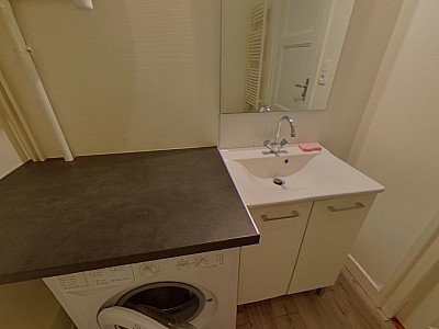 APPARTEMENT T2 A LOUER - LYON 6EME ARRONDISSEMENT - 49.37 m2 - 834€ charges comprises par mois