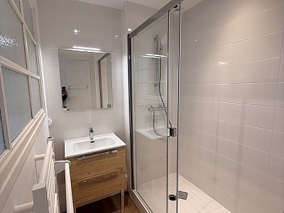 APPARTEMENT T2 A LOUER - LYON 6EME ARRONDISSEMENT - 44.91 m2 - 874€ charges comprises par mois