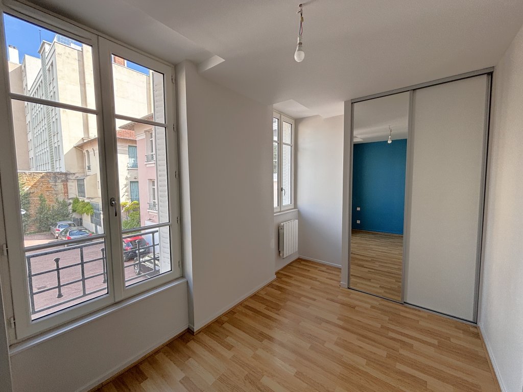 APPARTEMENT T2 A LOUER - LYON 6EME ARRONDISSEMENT - 35.9 m2 - 710�&euro; charges comprises par mois