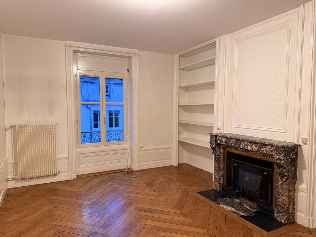 APPARTEMENT T2 A LOUER - LYON 6EME ARRONDISSEMENT - 67.22 m2 - 1�145�&euro; charges comprises par mois