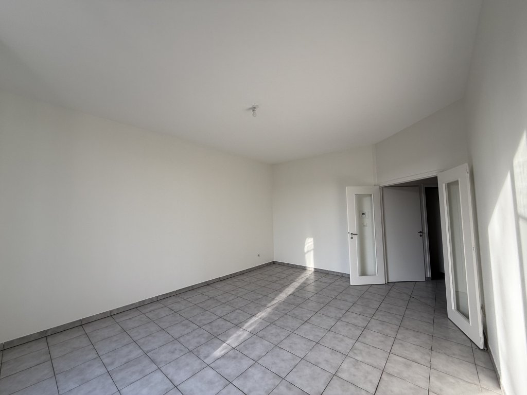 APPARTEMENT T2 A LOUER - LYON 6EME ARRONDISSEMENT - 57.72 m2 - 1�055�&euro; charges comprises par mois