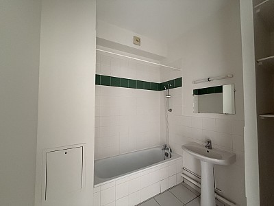 APPARTEMENT T2 A LOUER - LYON 6EME ARRONDISSEMENT - 57.72 m2 - 1�055�&euro; charges comprises par mois