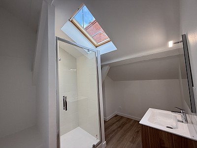 APPARTEMENT T2 A LOUER - LYON 7EME ARRONDISSEMENT - 38.23 m2 - 750 € charges comprises par mois