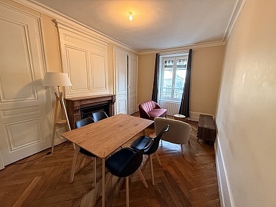 APPARTEMENT T2 A LOUER - LYON 7EME ARRONDISSEMENT - 48.7 m2 - 916�&euro; charges comprises par mois