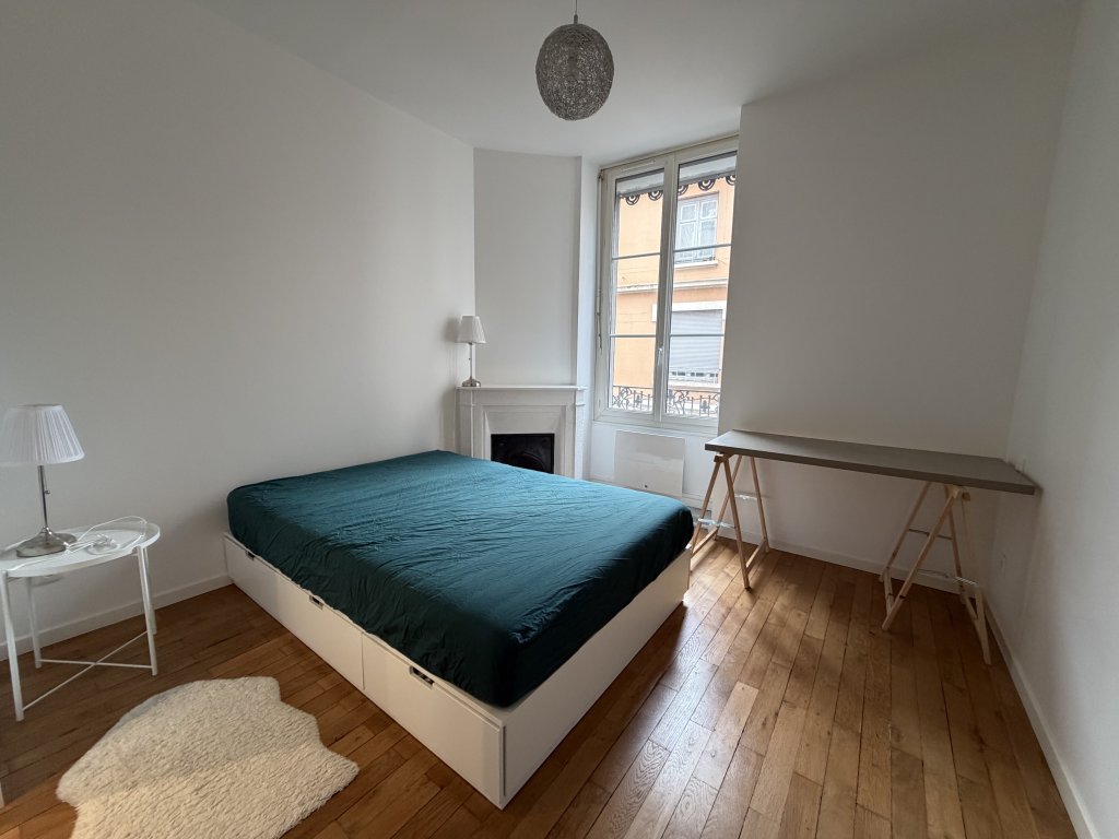 APPARTEMENT T2 A LOUER - LYON 7EME ARRONDISSEMENT - 38.89 m2 - 898�&euro; charges comprises par mois