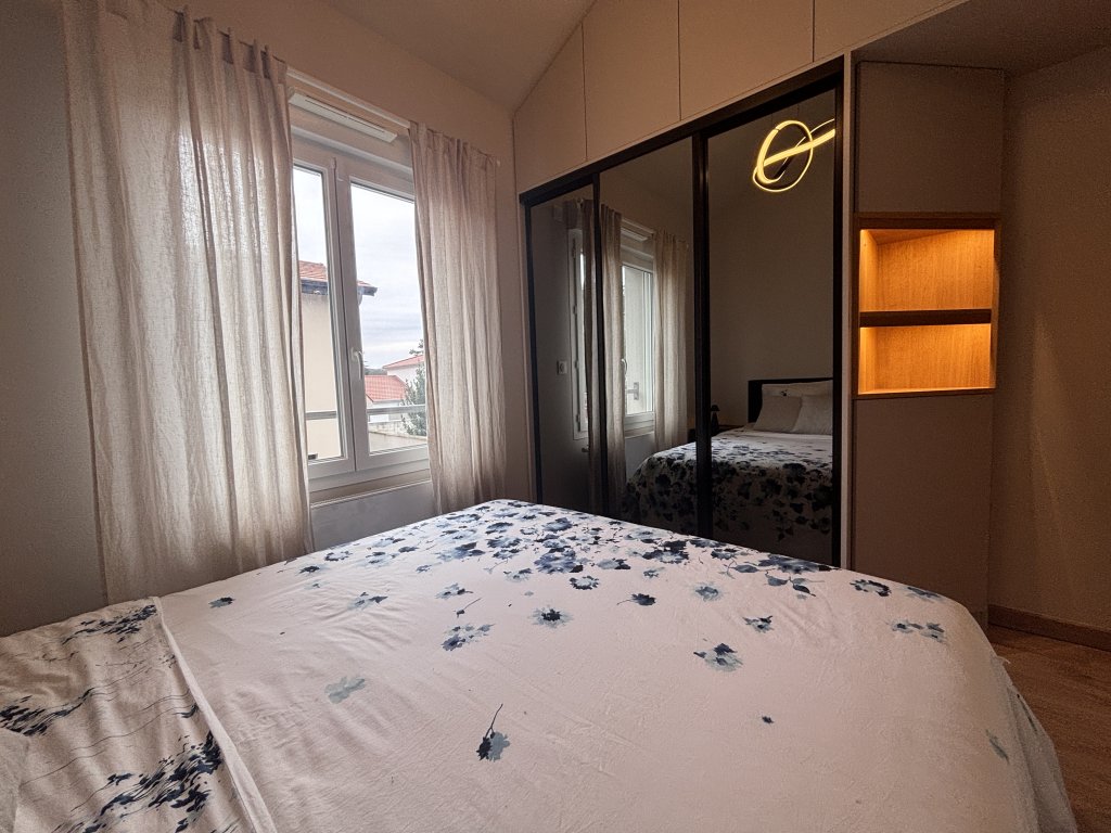 APPARTEMENT T2 A LOUER - NEUVILLE SUR SAONE - 43.38 m2 - 1�085�&euro; charges comprises par mois