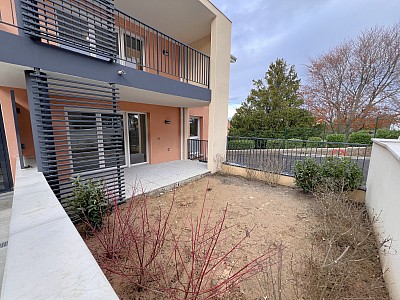 APPARTEMENT T2 A LOUER - SIMANDRES - 42.87 m2 - 625 € charges comprises par mois