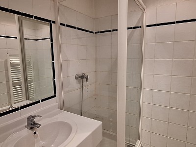 APPARTEMENT T2 A LOUER - VILLEURBANNE - 43 m2 - 595€ charges comprises par mois