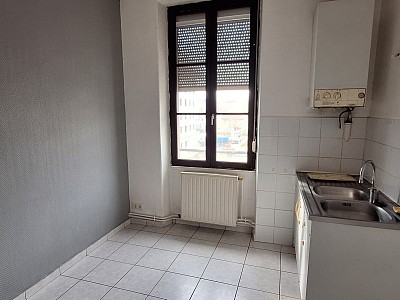 APPARTEMENT T2 A LOUER - VILLEURBANNE - 43 m2 - 595€ charges comprises par mois