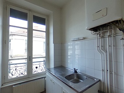 APPARTEMENT T2 A LOUER - VILLEURBANNE Tolstoi-Nord - 43 m2 - 595€ charges comprises par mois