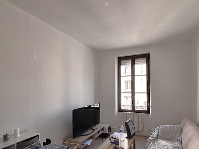 APPARTEMENT T2 A LOUER - VILLEURBANNE - 37.14 m2 - 625€ charges comprises par mois