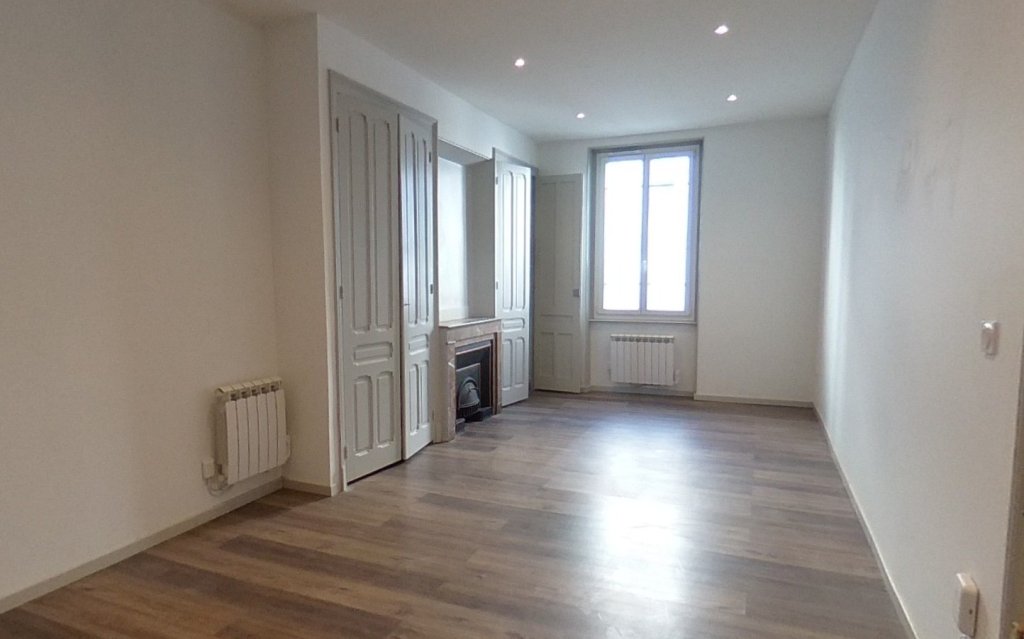 APPARTEMENT T2 A LOUER - VILLEURBANNE - 47.25 m2 - 559 &euro; charges comprises par mois