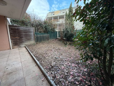 APPARTEMENT T2 A VENDRE - CRAPONNE - 31.59 m2 - 145�000�&euro;