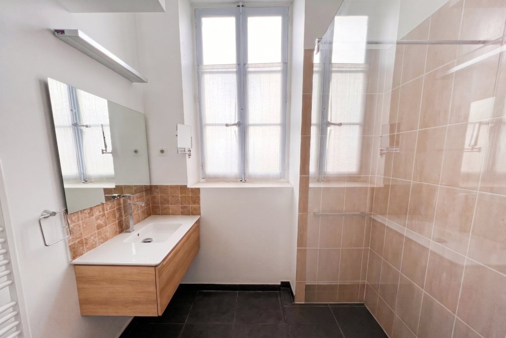 APPARTEMENT T2 A VENDRE - LYON 4EME ARRONDISSEMENT - 50.73 m2 - 279 000 &euro;