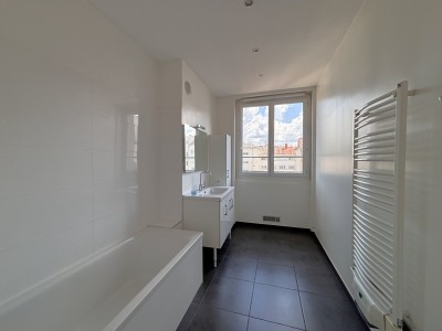 APPARTEMENT T2 A VENDRE - LYON 6EME ARRONDISSEMENT - 50 m2 - 315000€