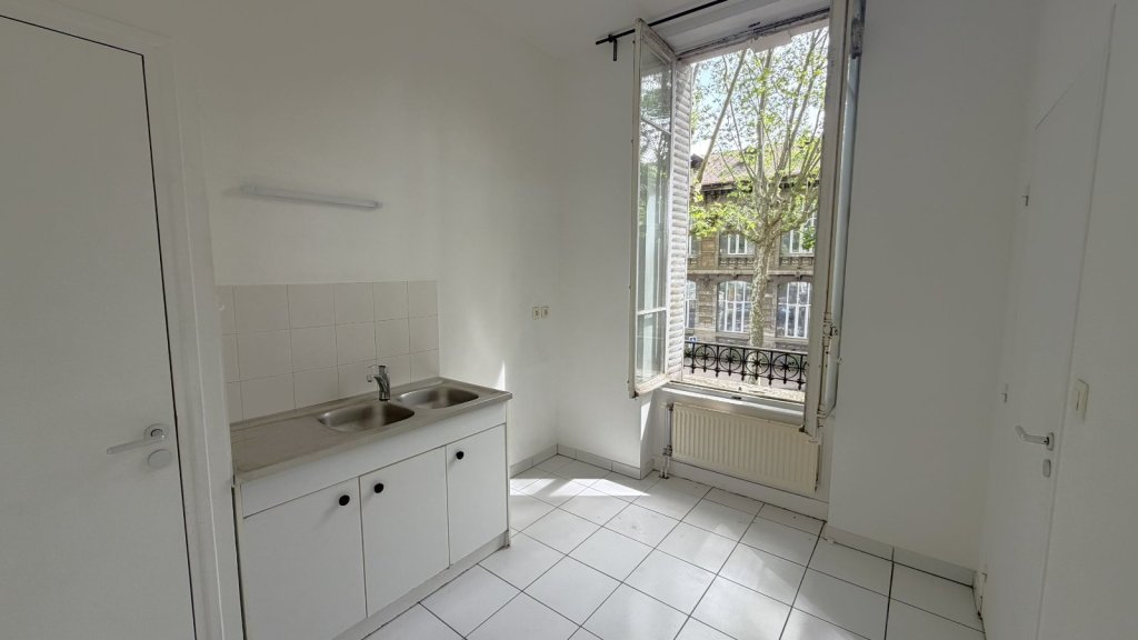 APPARTEMENT T2 A VENDRE - LYON 6EME ARRONDISSEMENT - 56.52 m2 - 315 000 &euro;