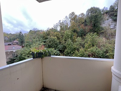 APPARTEMENT T3 A LOUER - CALUIRE ET CUIRE - 80.73 m2 - 1132€ charges comprises par mois