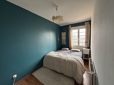 APPARTEMENT T3 A LOUER - CHAMPAGNE AU MONT D OR - 57.85 m2 - 880€ charges comprises par mois