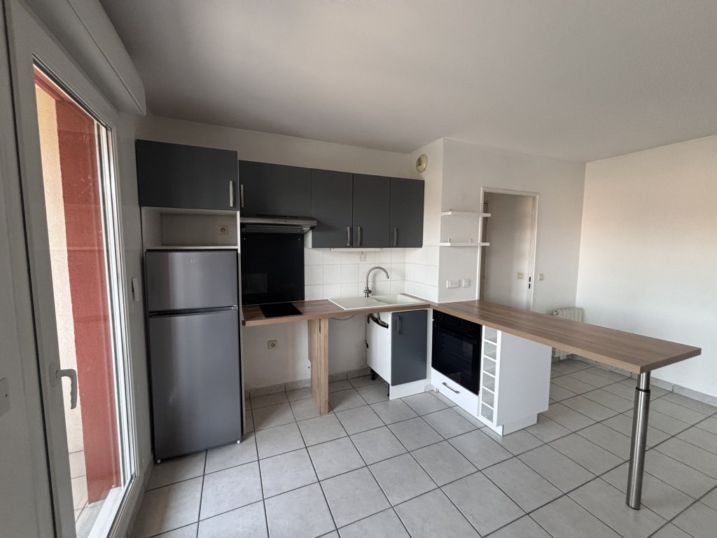 APPARTEMENT T3 A LOUER - FRANCHEVILLE - 54.58 m2 - 880 &euro; charges comprises par mois