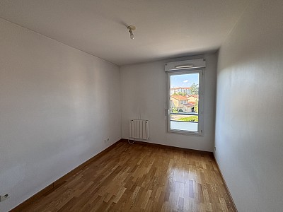 APPARTEMENT T3 A LOUER - FRANCHEVILLE - 54.58 m2 - 880 € charges comprises par mois