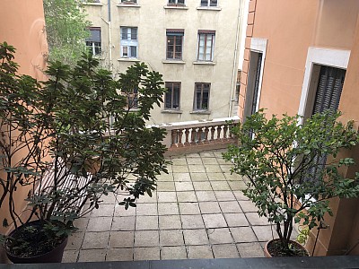 APPARTEMENT T3 A LOUER - LYON 1ER ARRONDISSEMENT - 93.09 m2 - 1�713�&euro; charges comprises par mois