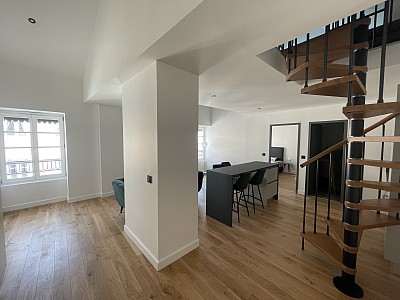 APPARTEMENT T3 A LOUER - LYON 2EME ARRONDISSEMENT - 64.78 m2 - 1690€ charges comprises par mois