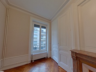 APPARTEMENT T3 A LOUER - LYON 2EME ARRONDISSEMENT - 92.23 m2 - 1�360�&euro; charges comprises par mois
