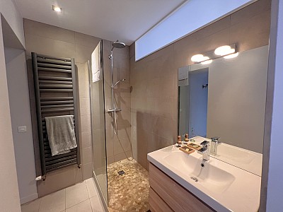 APPARTEMENT T3 A LOUER - LYON 2EME ARRONDISSEMENT - 76.1 m2 - 1�550�&euro; charges comprises par mois