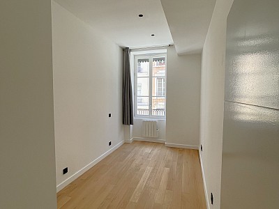 APPARTEMENT T3 A LOUER - LYON 2EME ARRONDISSEMENT - 55,04 m2 - 1245 € charges comprises par mois