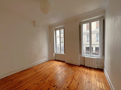 APPARTEMENT T3 A LOUER - LYON 3EME ARRONDISSEMENT - 58.89 m2 - 934€ charges comprises par mois