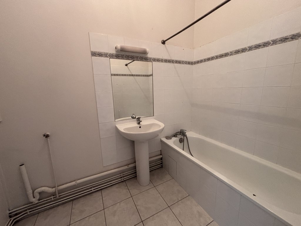 APPARTEMENT T3 A LOUER - LYON 3EME ARRONDISSEMENT - 57.81 m2 - 960�&euro; charges comprises par mois