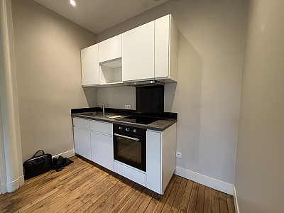 APPARTEMENT T3 A LOUER - LYON 3EME ARRONDISSEMENT - 57.3 m2 - 910 € charges comprises par mois