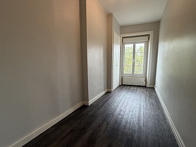 APPARTEMENT T3 A LOUER - LYON 3EME ARRONDISSEMENT - 57.3 m2 - 910 € charges comprises par mois