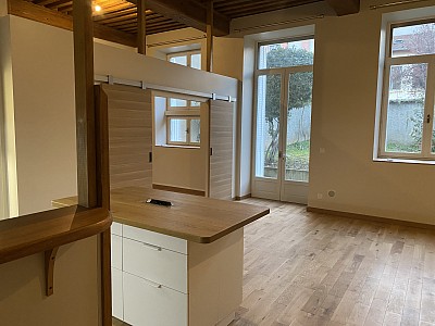 APPARTEMENT T2 A LOUER - LYON 4EME ARRONDISSEMENT - 54.76 m2 - 1622€ charges comprises par mois