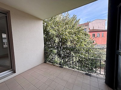 APPARTEMENT T3 A LOUER - LYON 4EME ARRONDISSEMENT - 67.31 m2 - 1 200 € charges comprises par mois
