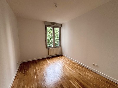 APPARTEMENT T3 A LOUER - LYON 4EME ARRONDISSEMENT - 67.31 m2 - 1 200 € charges comprises par mois