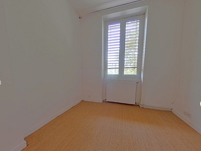 APPARTEMENT T3 A LOUER - LYON 4EME ARRONDISSEMENT Place Croix Rousse-Austerlitz - 68.57 m2 - 1 118 € charges comprises par mois