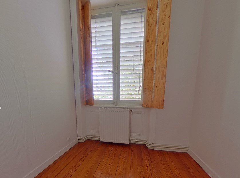 APPARTEMENT T3 A LOUER - LYON 4EME ARRONDISSEMENT Place Croix Rousse-Austerlitz - 68.57 m2 - 1 118 &euro; charges comprises par mois