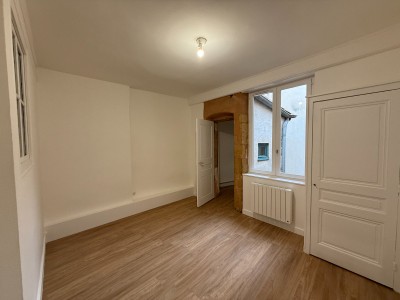 APPARTEMENT T3 A LOUER - LYON 5EME ARRONDISSEMENT - 70.49 m2 - 1217€ charges comprises par mois