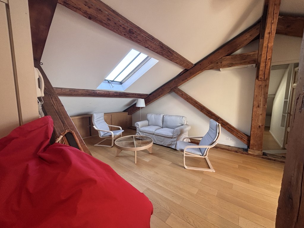 APPARTEMENT T3 A LOUER - LYON 5EME ARRONDISSEMENT - 61.2 m2 - 1 260 &euro; charges comprises par mois
