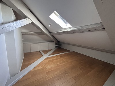 APPARTEMENT T3 A LOUER - LYON 5EME ARRONDISSEMENT - 61.2 m2 - 1 260 &euro; charges comprises par mois