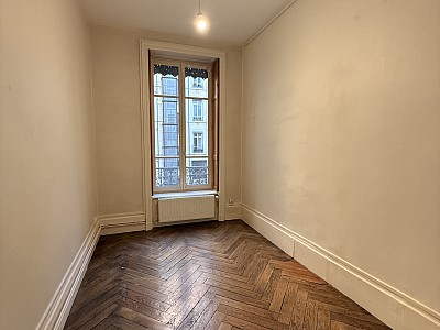 APPARTEMENT T3 A LOUER - LYON 6EME ARRONDISSEMENT - 88.5 m2 - 1�435�&euro; charges comprises par mois