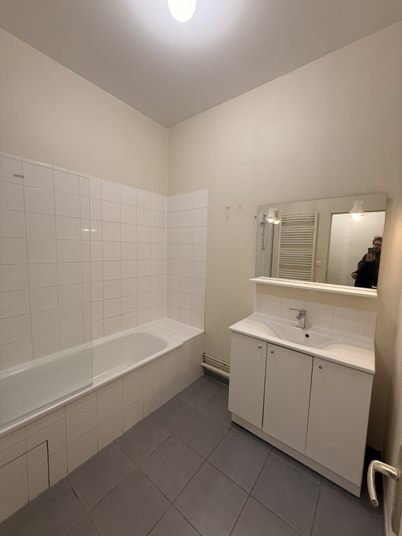 APPARTEMENT T3 A LOUER - LYON 6EME ARRONDISSEMENT - 88.5 m2 - 1�435�&euro; charges comprises par mois