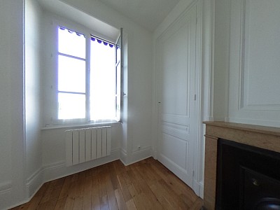 APPARTEMENT T3 A LOUER - LYON 7EME ARRONDISSEMENT - 55.36 m2 - 920€ charges comprises par mois