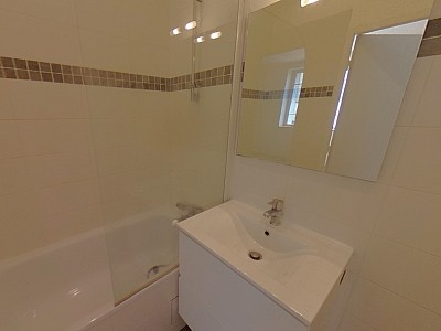 APPARTEMENT T3 A LOUER - LYON 7EME ARRONDISSEMENT - 62.72 m2 - 834 &euro; charges comprises par mois